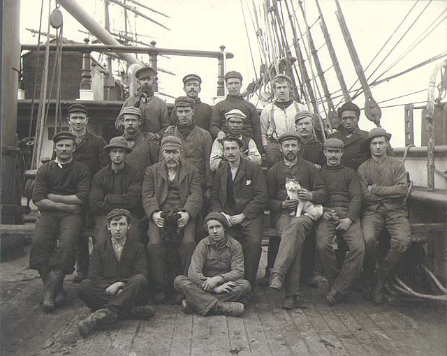 crew_of_the_sailing_vessel_clan_macpherson_taken_on_deck2c_puget_sound_port2c_washington2c_ca_1904_28hester_19829